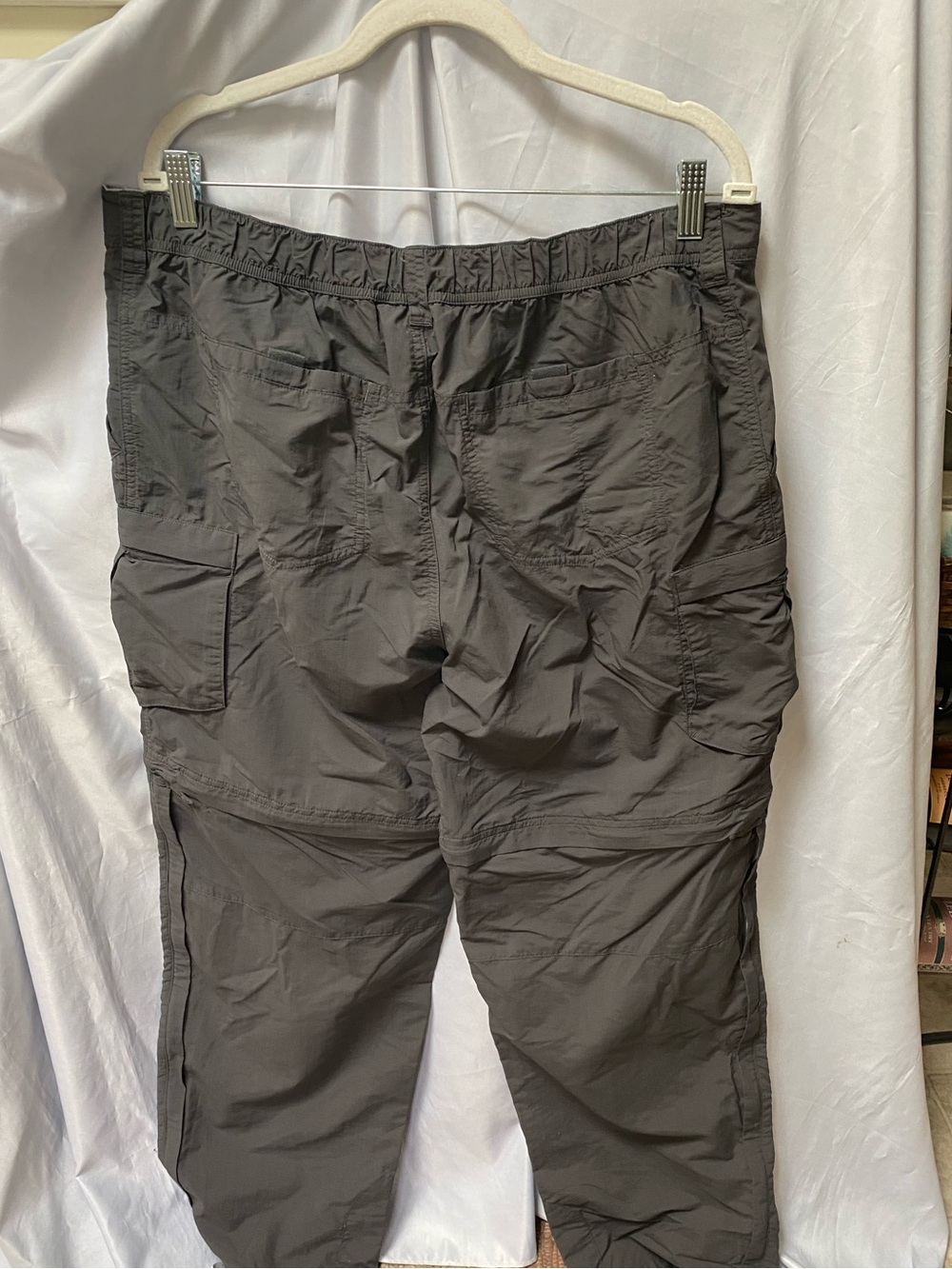 REI Women’s Hiking Cargo Pants - Dark Gray. Size 16